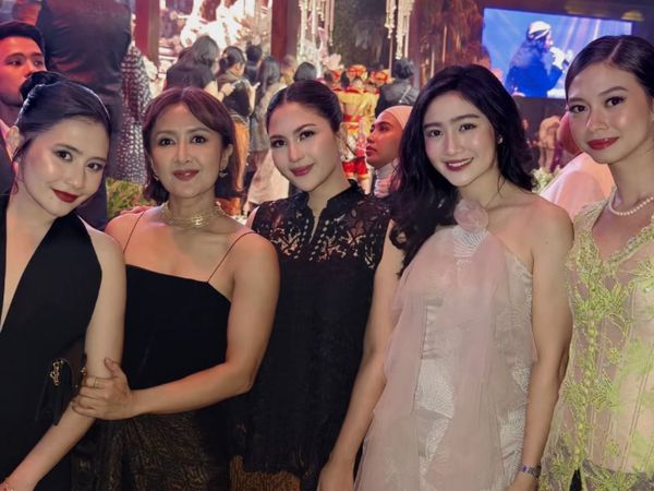 8 Gaya Artis di Acara Ngunduh Mantu Al Ghazali, Kebaya Mahalini Curi Atensi