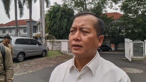 Gubernur NTB, Lalu Muhamad Iqbal, saat ditemui di kantornya, Jumat (20/6/2025). (Ahmad Viqi/detikBali)