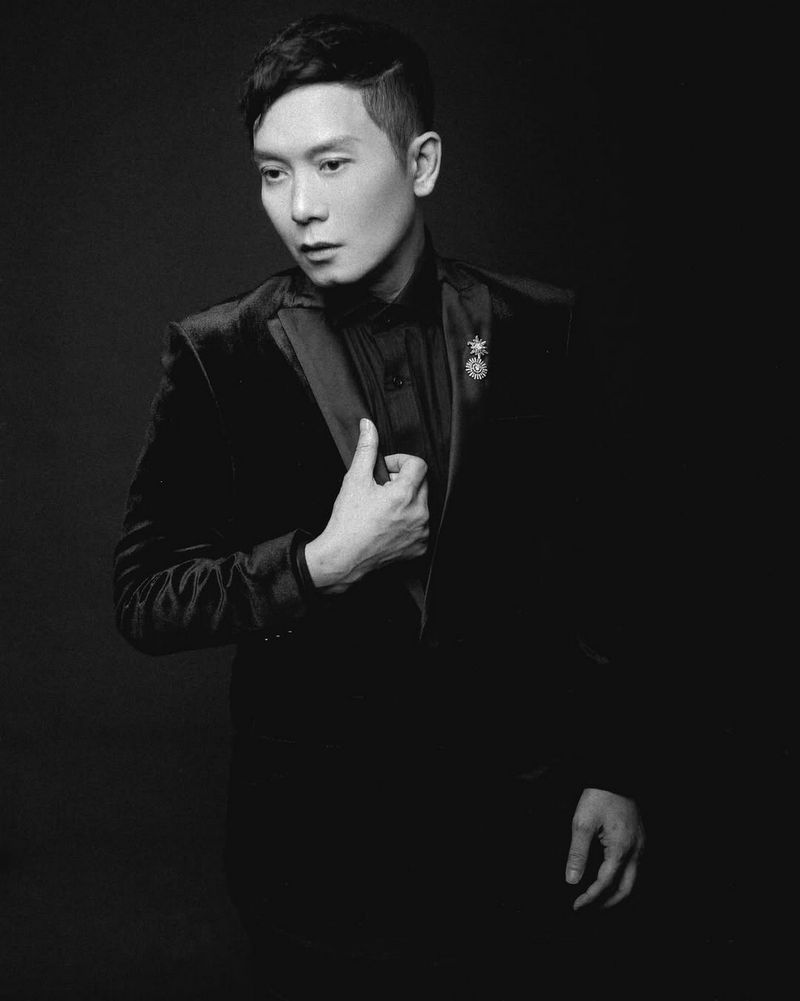Desainer Hengki Kawilarang.