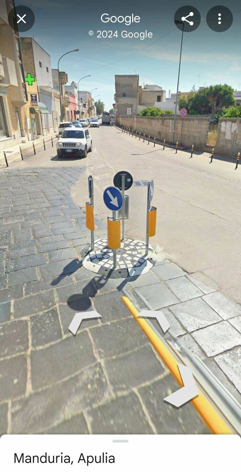 Kelucuan di Google Maps