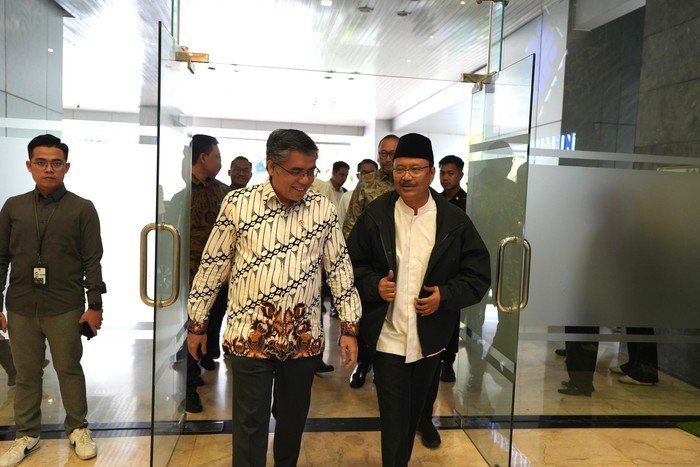 Kementerian Sosial (Kemensos) berkolaborasi dengan Kementerian Ketenagakerjaan (Kemenaker) akan memanfaatkan Balai Latihan Kerja (BLK) dan Unit Pelaksana Teknis Daerah (UPTD) yang dimiliki Kemenaker.