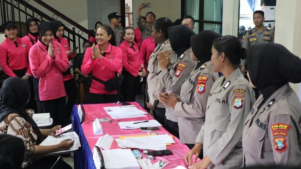Ketua Umum Bhayangkari, Ny. Juliati Sigit Prabowo, berkunjung ke Mapolres Raja Ampat.