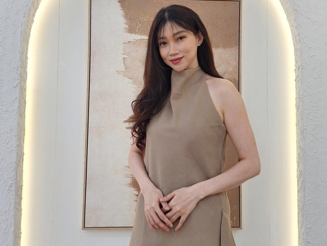 Lidya Fong Lidya Fong, pemilik Artisan Brow Studio.
