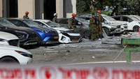 Pihak Iran membalas dengan rentetan serangan drone dan rudal pada Jumat (13/6/2025) malam dan Sabtu (14/6/2025) pagi yang menargetkan wilayah Israel. Saling balas serangan pun masih terjadi. Pihak Iran telah menginformasikan kepada mediator Qatar dan Oman bahwa pihaknya menutup melakukan negosiasi gencatan senjata saat diserang Israel. Iran menyampaikan tidak akan berunding kala diserang. Foto: REUTERS/Violeta Santos Moura