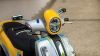 Bukan tanpa alasan Yamaha F1ZR dipilih menjadi referensi, sebab motor bebek ini sempat menjadi motor idaman di masanya, hingga diluncurkan edisi terbatas pada tahun 2000 dalam beberapa pilihan warna dan saat ini kembali menjadi motor bebek incaran para kolektor khususnya para pecinta motor dengan gaya racing. Foto: Dok. Yamaha Indonesia Motor Manufacturing (YIMM)