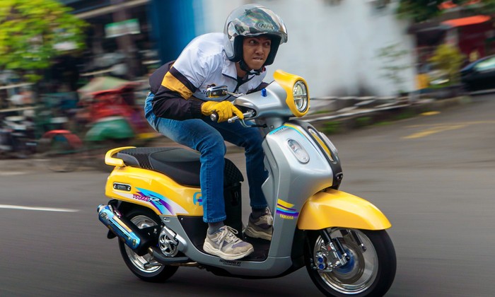 Modifikasi Yamaha Fazzio bergaya racing Modifikasi Yamaha Fazzio bergaya racing