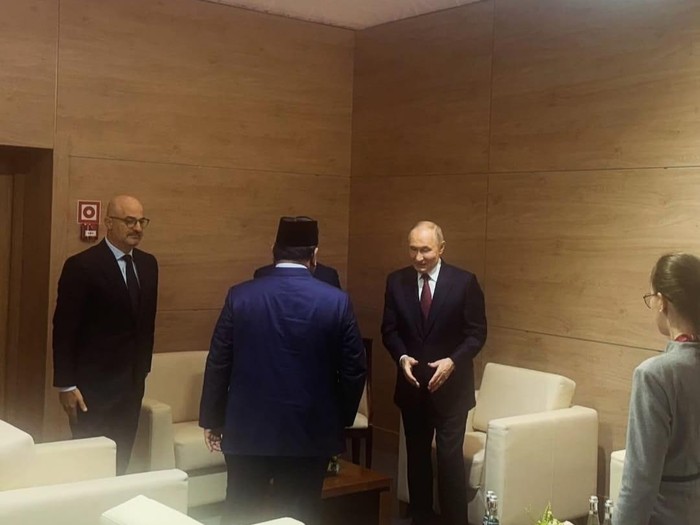 Momen pertemuan Prabowo dan Putin (dok.Instagram Dasco)