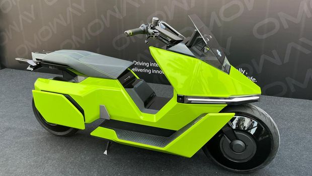 Motor listrik Omoway resmi diperkenalkan di Indonesia