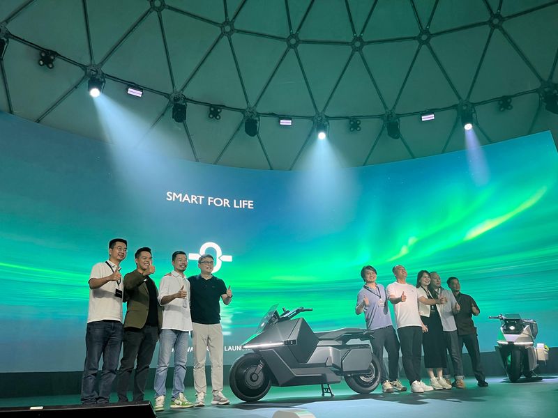 Motor listrik Omoway resmi diperkenalkan di Indonesia