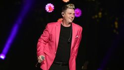 Nick Carter Kelihatan Ceking di Foto Terbaru Bikin Fans Khawatir Nick Carter Kelihatan Ceking di Foto Terbaru Bikin Fans Khawatir