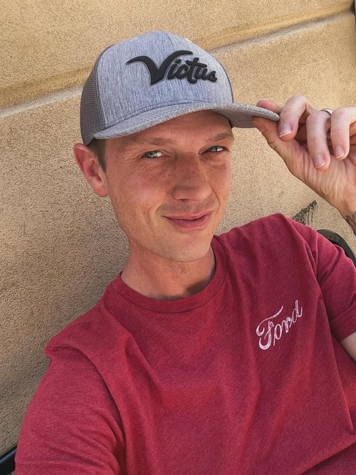 Personel Backstreet Boys, Nick Carter, dalam foto yang diunggah ke Instagram pribadinya.