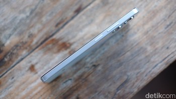 Oppo A5x didukung chipset Snapdragon 6s Gen 1 yang dipadukan dengan RAM hingga 8GB dan memori internal hingga 256GB. Oppo menyediakan fitur RAM Expansion yang dapat menambah kapasitas RAM menggunakan storage yang tidak dipakai. Foto: Adi Fida Rahman/detikINET