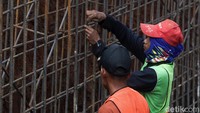 Peninggian turap direncanakan sepanjang 700 meter.