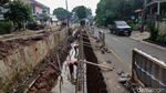 Peninggian Turap di Pamulang Tangsel Dikebut