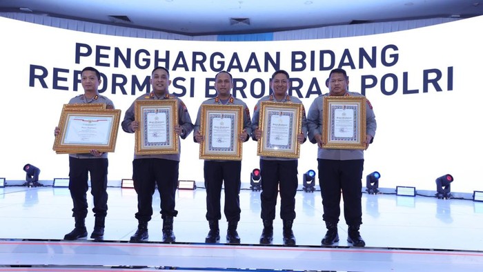 Polres Pasuruan raih penghargaan pelayanan prima