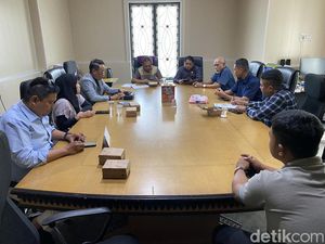 Warga Ngadu ke DPRD Parepare Usai Mobilnya Disita Debt Collector