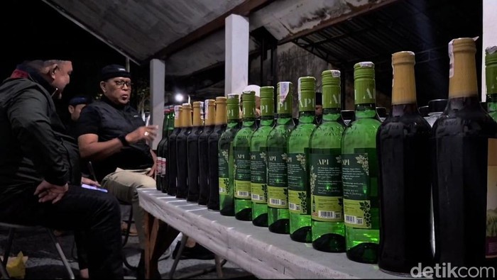 Ratusan miras disita di Probolinggo