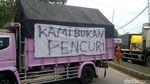Bejibun Truk Blokade Pantura Alas Roban Batang Tolak Zero ODOL