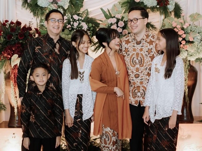 Siti Adira Kania Lamaran Siti Adira Kania