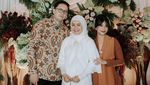Momen Lamaran Siti Adira Kania, Ikke Nurjanah dan Aldi Bragi Duduk Bareng