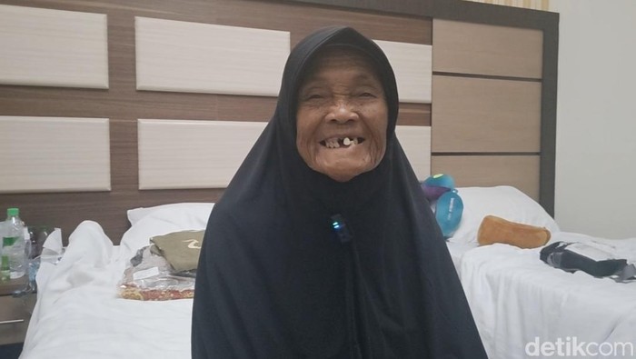 Sutiah saat berada di Madinah. (Munajat/20detik).
