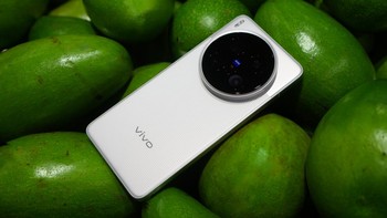 Vivo X200 Ultra menduduki posisi runner-up dengan skor 2.899.541. Foto: Kelvin Christiandy Sutiono