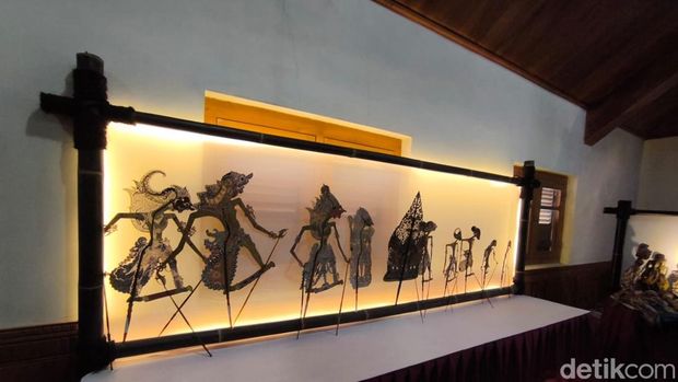 Wayang Kepangeranan Gebang di Paseban Tri Panca Tunggal Sunda Wiwitan Cigugur, Kuningan.