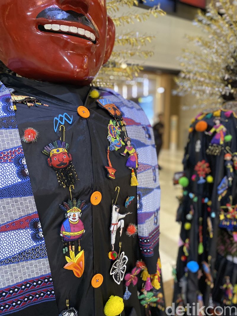 Baju Ondel-Ondel Rancangan 3 Desainer Ternama Indonesia
