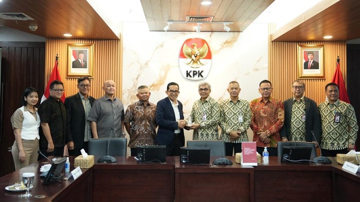 Badan Bank Tanah