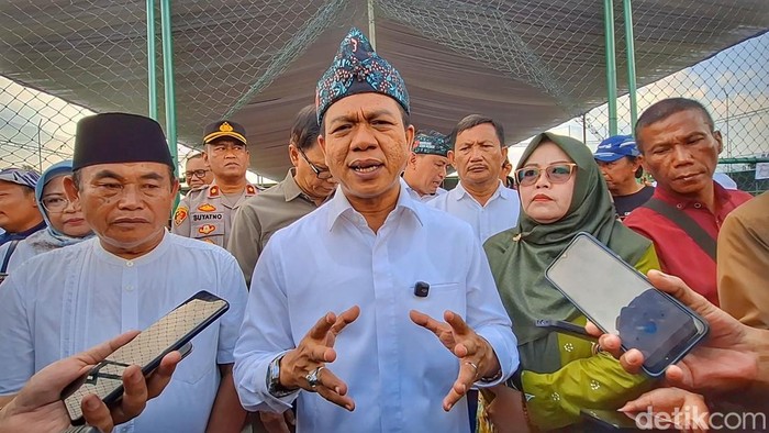 Bupati Bandung Dadang Supriatna