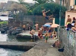 Detik Sebelum Bencana! Foto Kocak Ini Bikin Ngakak