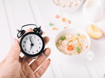 Kapan Jam Makan Malam untuk Diet yang Baik? Ini Waktu dan Tipsnya