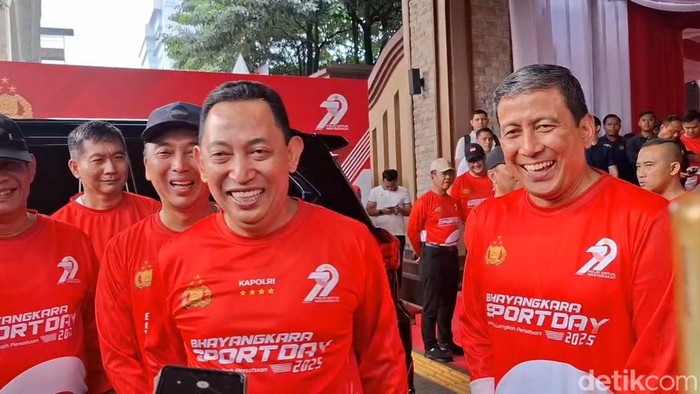 Kapolri Jenderal Listyo Sigit Prabowo dan Wakapolri Komjen Ahmad Dofiri (kanan) (Rumondang/detikcom)