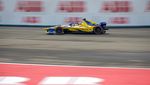 Aksi Pebalap Adu Cepat di Kualifikasi Seri Ke-11 Formula E Jakarta 2025