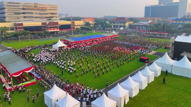 Olahraga bareng di Polda Jatim