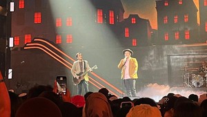 Kalau kamu belum tahu, Piyu dan Fadly berada pada dua organisasi yang berbeda terkait padangan soal hak cipta dan royalti musik. Foto: Pingkan/detikcom