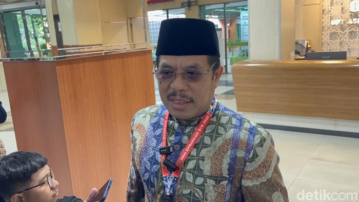 Pelaksana Harian (Plh) Sekretaris PPIH Debarkasi Surabaya Sugiyo.