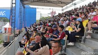 Penampakan tribun 30 menit sebelum balapan dimulai. Foto: Septian Farhan Nurhuda/detik.com