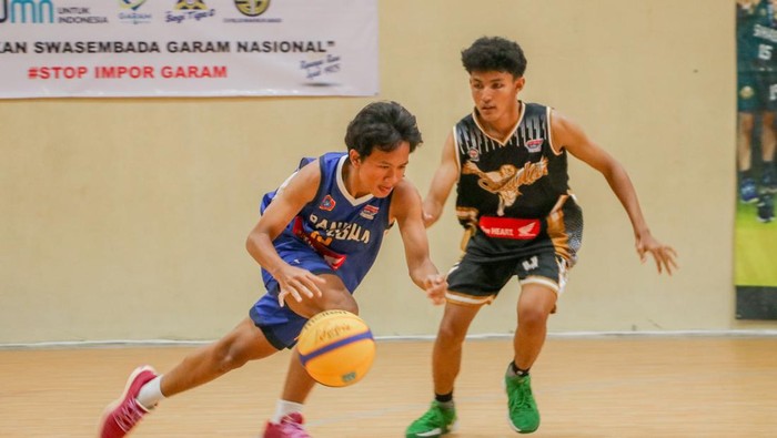 Pertandingan basket 3x3 di Grebeg Suro Ponorogo 2025