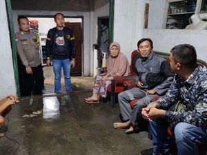 Viral Video Penjual Roti di Lampung Diusir dan Diancam Pria Bawa Kayu