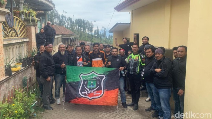 Polres Pasuruan gandeng Sakera Mania baksos di Tosari