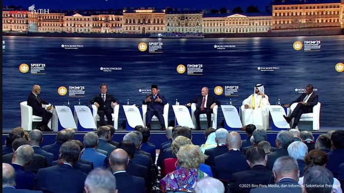 Presiden Prabowo Subianto dalam Acara St. Petersburg International Economic Forum 2025, Rusia