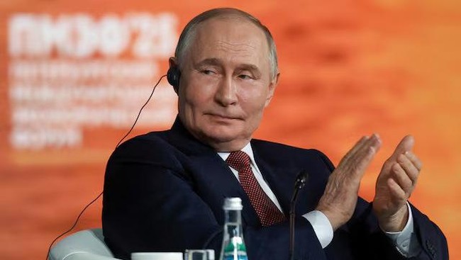 Benarkah Putin Ingin Ukraina Menyerah?