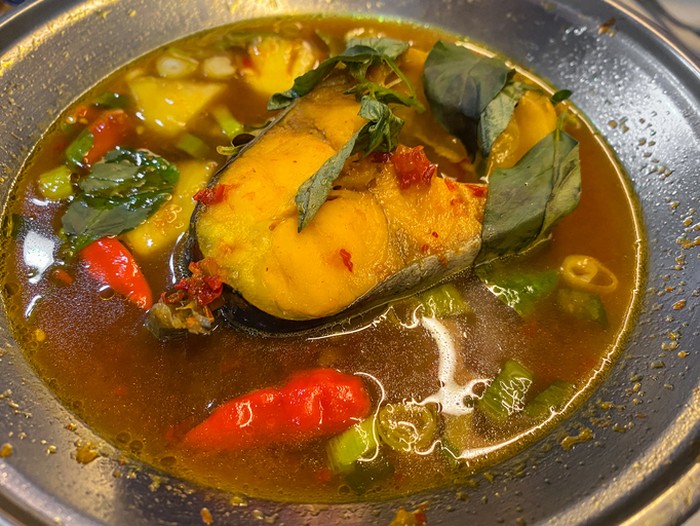 Pindang catfish when hot, tastes delicious