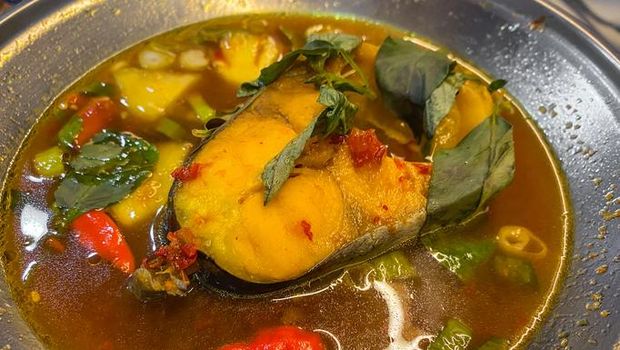 Pindang catfish when hot, tastes delicious
