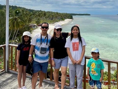Wisata di Biduk-Biduk