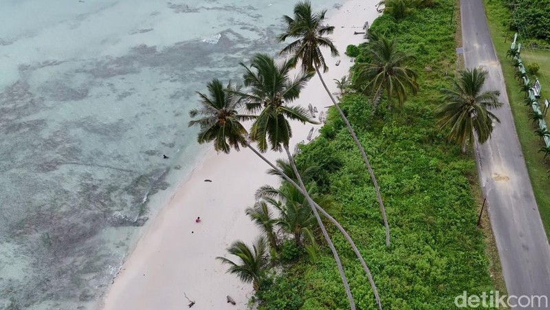 Wisata di Biduk-Biduk