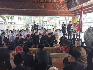 Menag hingga Kader PDIP Hadiri Ziarah Kebangsaan Haul Ke-55 Bung Karno