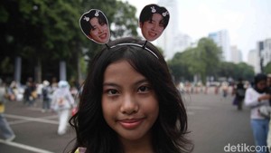 Sementara itu, kehadiran Danilla dan Juicy Luicy juga tak kalah dinanti oleh para pencinta musik lokal yang ingin larut dalam lagu-lagu melankolis dan penuh emosi.