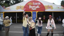 Allo Bank Festival Hari Kedua Diserbu Penonton, Treasure hingga Juicy Luicy Jadi Magnet Allo Bank Festival Hari Kedua Diserbu Penonton, Treasure hingga Juicy Luicy Jadi Magnet